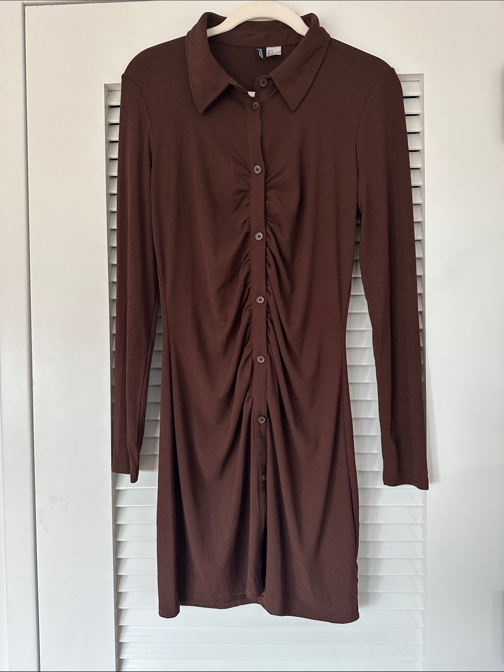 H&M Brown Long Sleeve Ruched Button-Front Shirt Dress